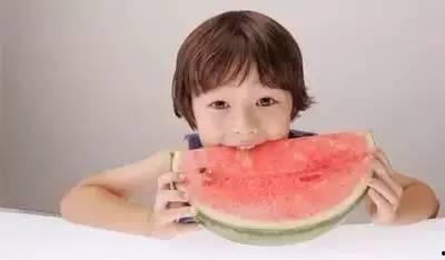 谢乔吃自己瓜,一场瓜田里的自我救赎之旅